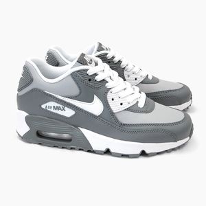 LIKE NEW Nike air max 90 ltr (gs) size 5.5Y